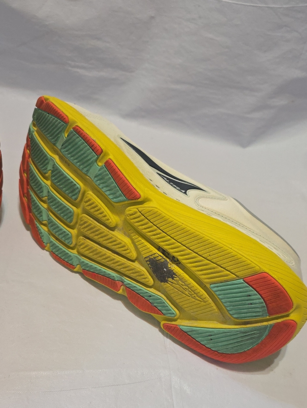 Altra Men's Via Olympus Zero Drop Running Shoes AL0A82BW270 White Yellow 11 - Picture 9 of 12